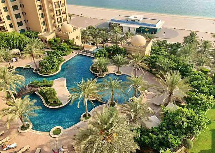 Bespoke Holiday Homes - Palm Jumeirah- 2 Bedroom Beach & Pool Access, South Residence