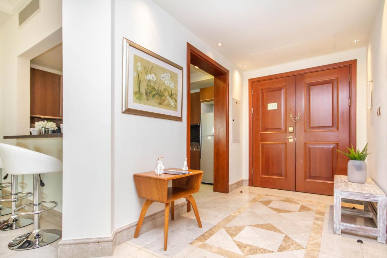 Bespoke Homes - Palm Jumeirah- 2 Bedroom & Pool Access, South Apartamento Dubai