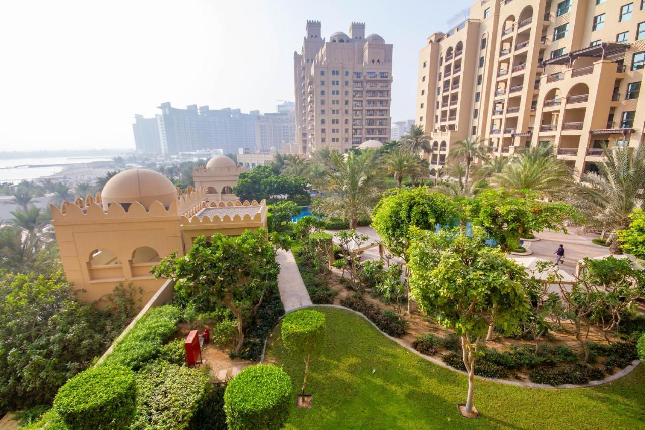 Apartamento Bespoke Homes - Palm Jumeirah- 2 Bedroom & Pool Access, South